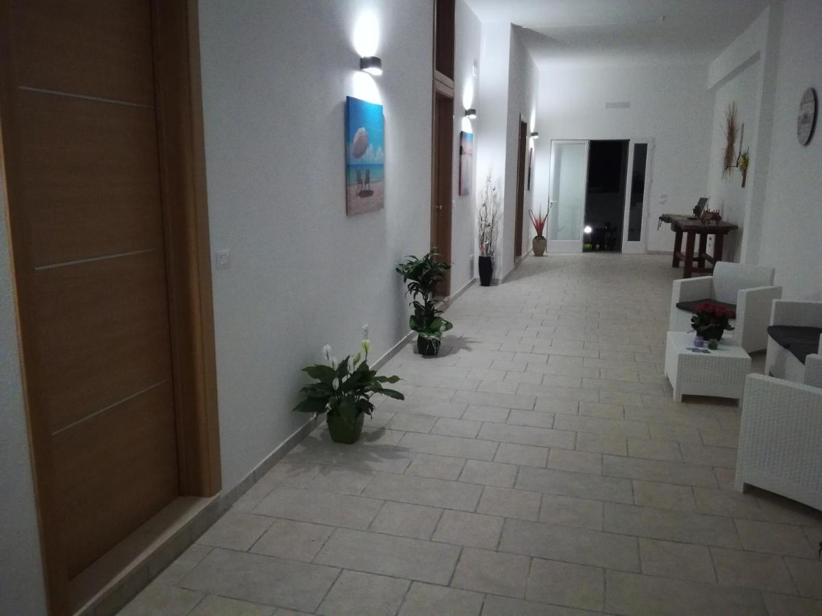 לינה וארוחת בוקר אוג'אנו לה קייזה Carpentry מראה חיצוני תמונה